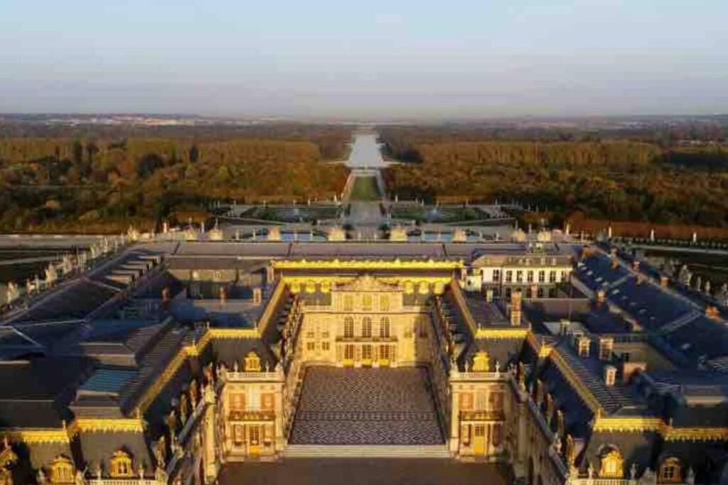 Grand Studio Proche Versailles Chateau 勒谢奈 外观 照片