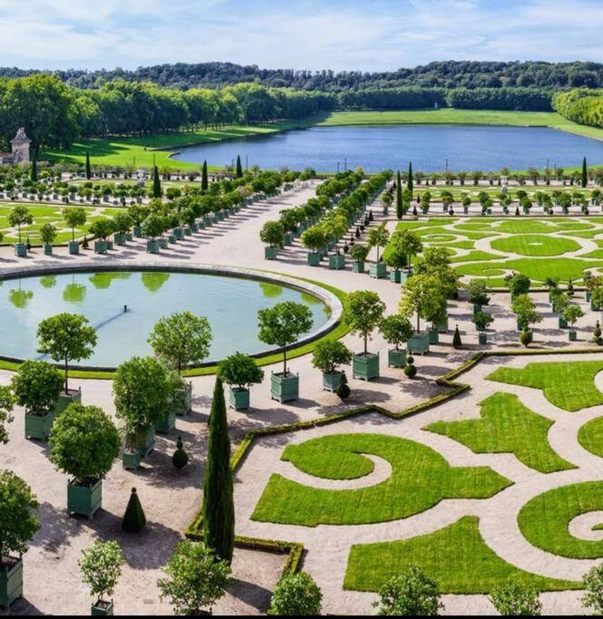 Grand Studio Proche Versailles Chateau 勒谢奈 外观 照片